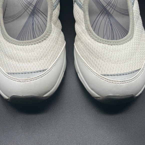 Vionic Sz 7.5 Sunset Mary Jane Sneakers Comfort 1st Ray Technology White EUC - Picture 4 of 8